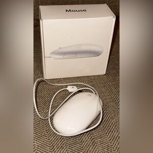 Authentic Apple Mighty Mouse Wired USB White Model No A1152 MB112LL/B